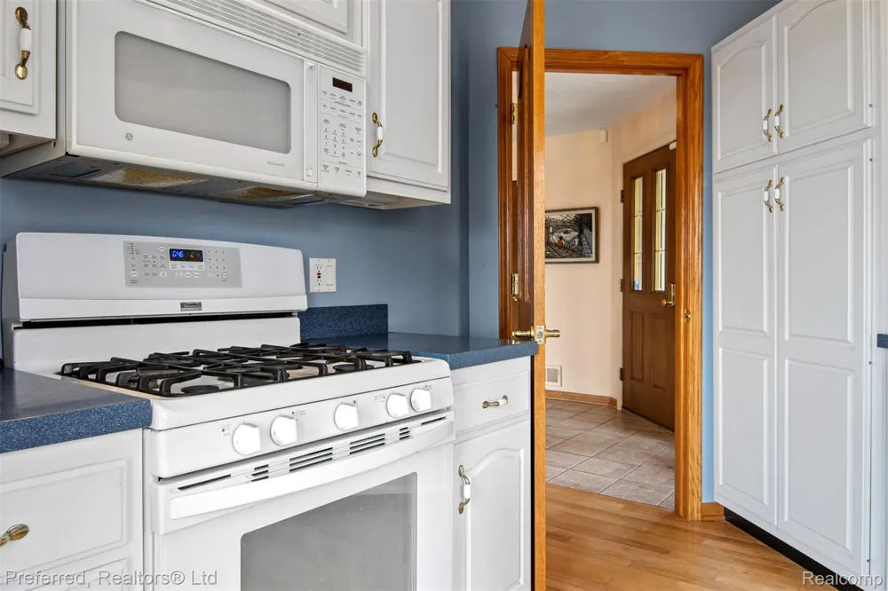 1693 Elm Road Crystal Lake Township, MI 49635
