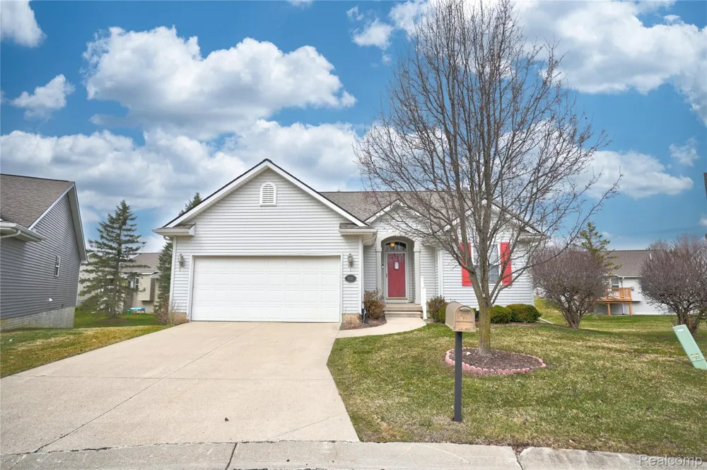 1130 Creekside Court Burton City, MI 48509