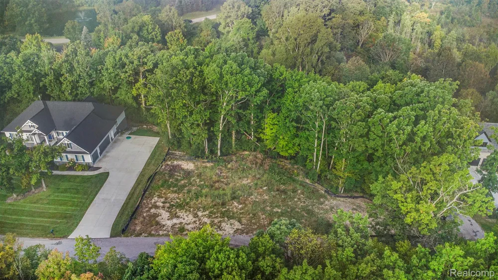 62 Preserve Drive Tyrone Township, MI 48430