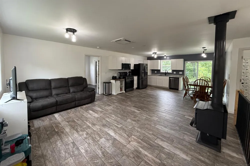 8659 Wood View Drive Garfield Township, MI 48632