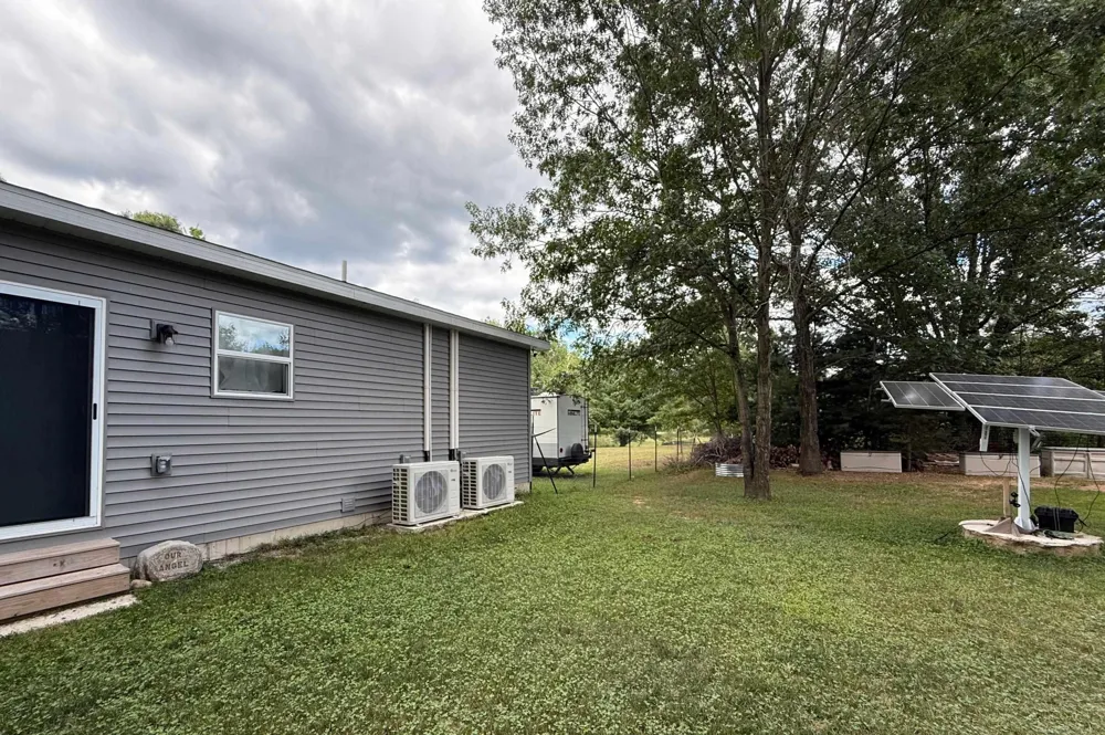 8659 Wood View Drive Garfield Township, MI 48632
