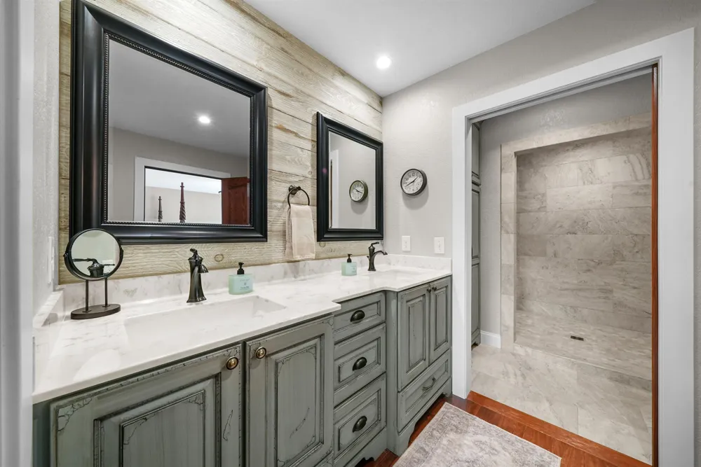 248 S Carolyn Drive Lake Township, MI 49651