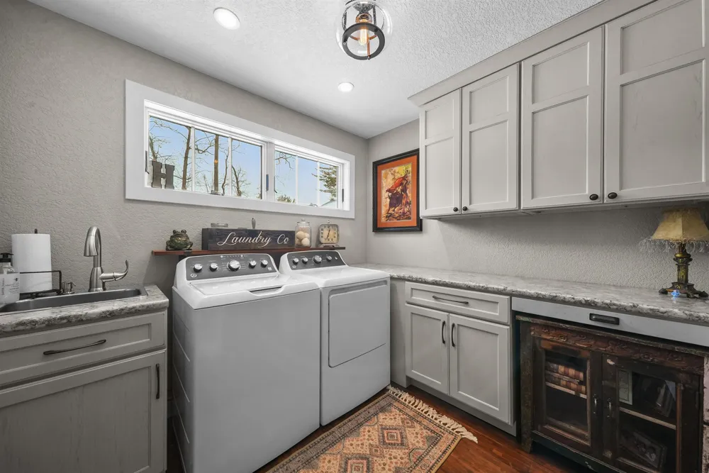 248 S Carolyn Drive Lake Township, MI 49651