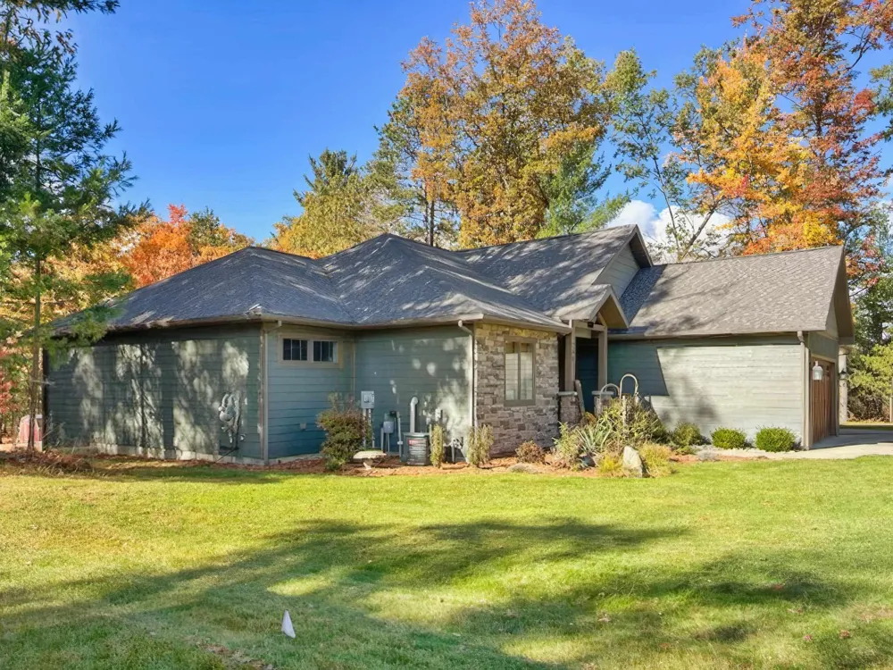 248 S Carolyn Drive Lake Township, MI 49651