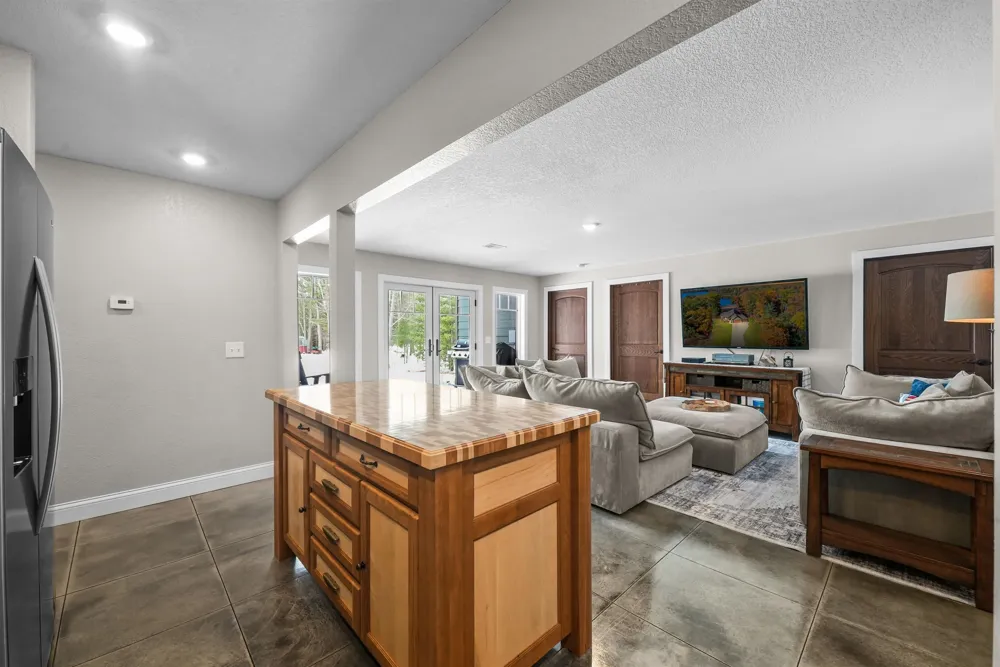 248 S Carolyn Drive Lake Township, MI 49651