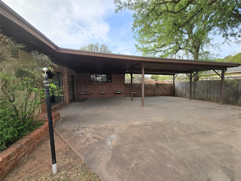 1605 Saint John Street Wichita Falls, TX 76302