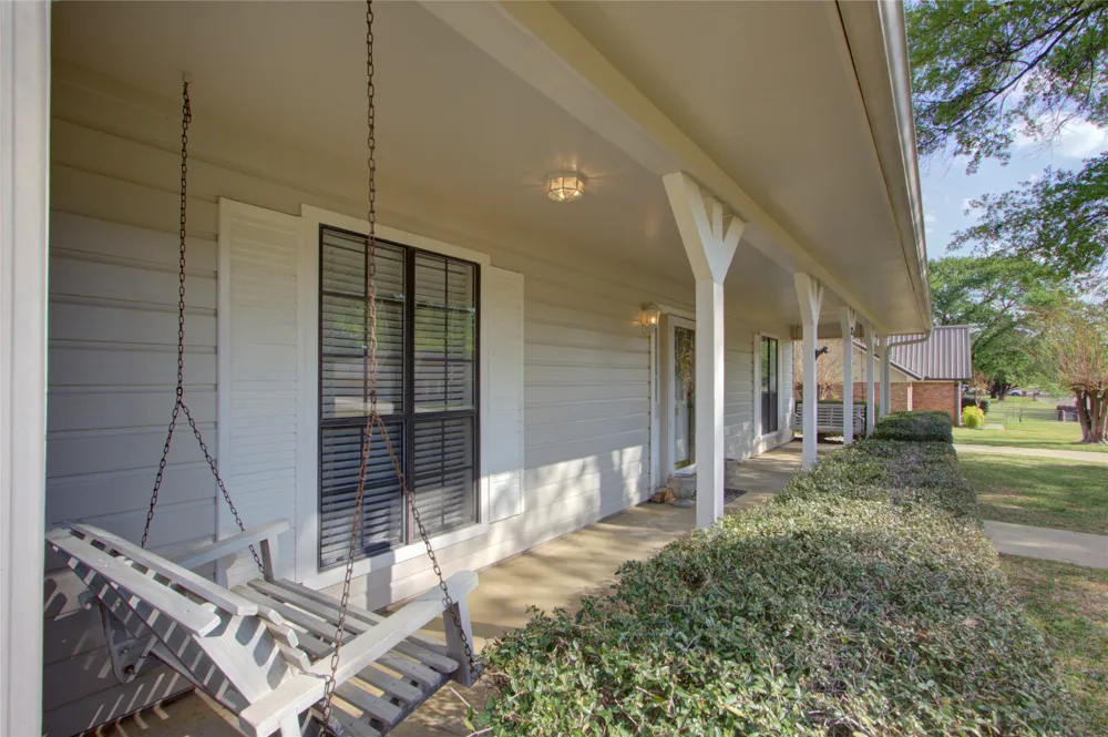 325 Loma Linda Wake Village, TX 75501
