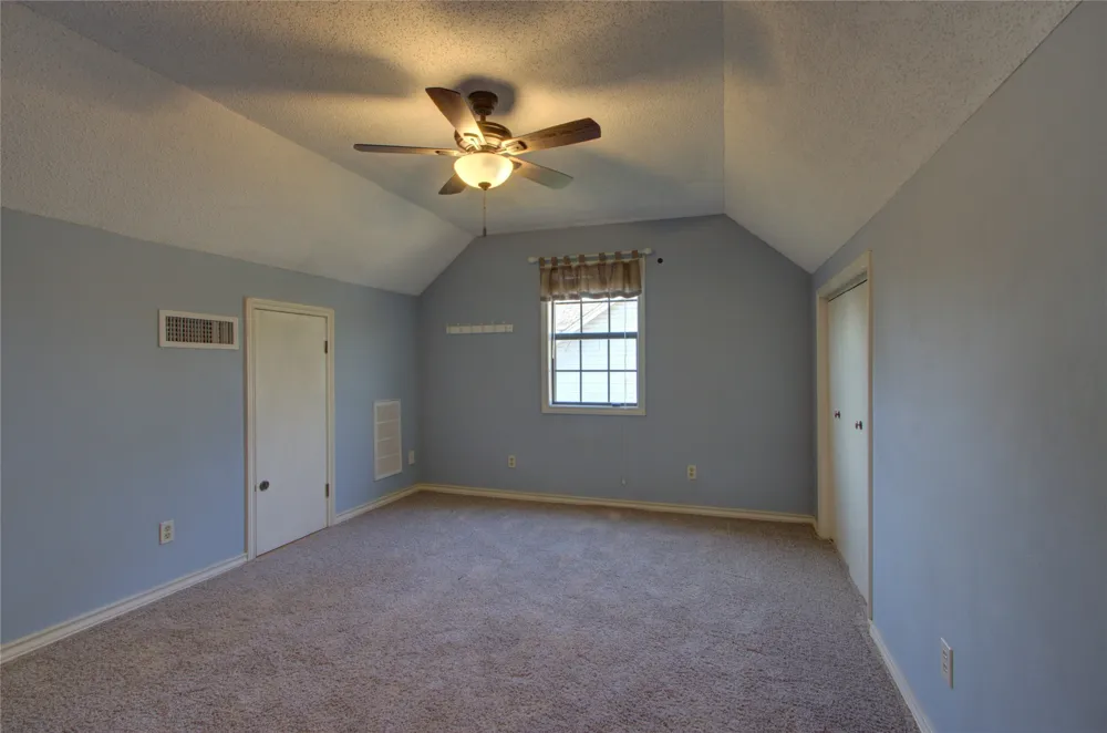 325 Loma Linda Wake Village, TX 75501