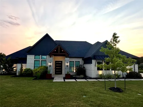 219 Kate Court