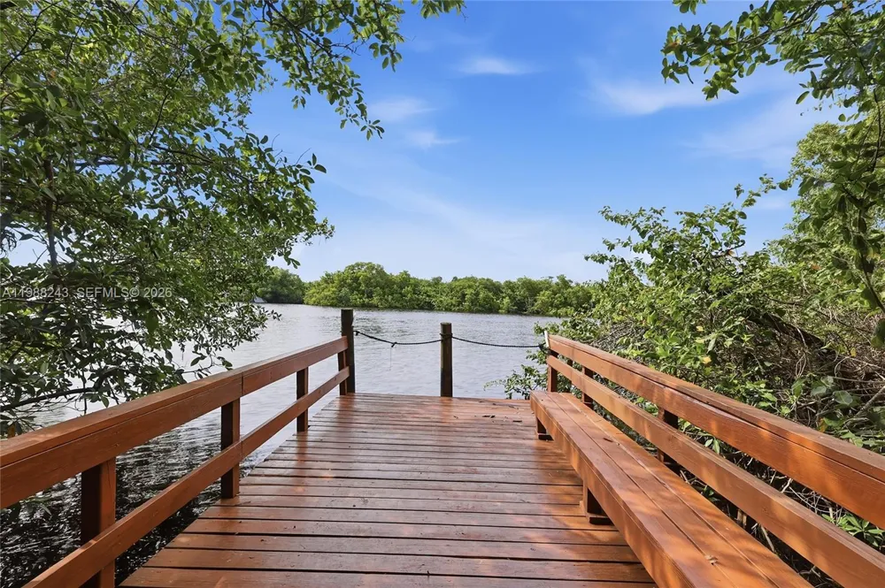 1625 Sunkist Way Fort Myers, FL 33905