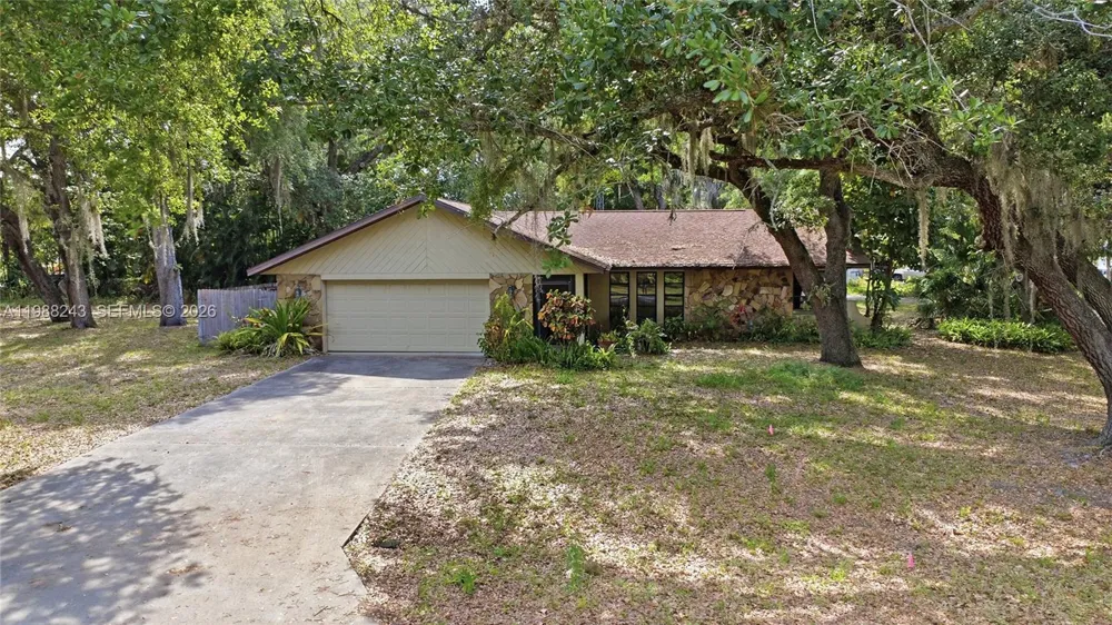 1625 Sunkist Way Fort Myers, FL 33905