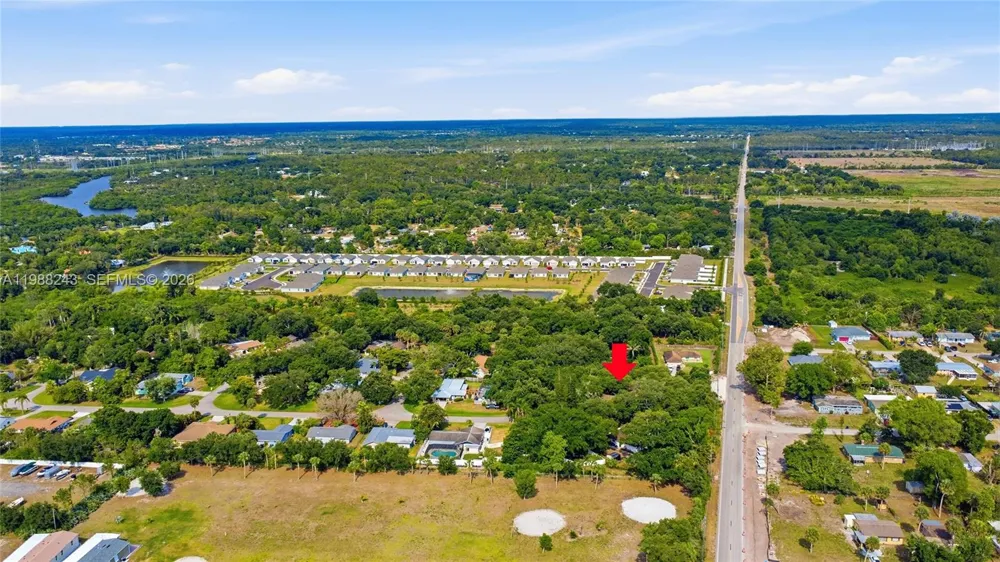 1625 Sunkist Way Fort Myers, FL 33905