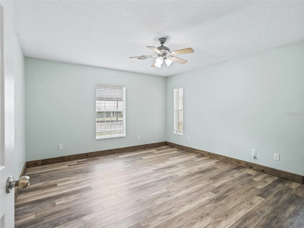 8234 S US 301 Bushnell, FL 33513