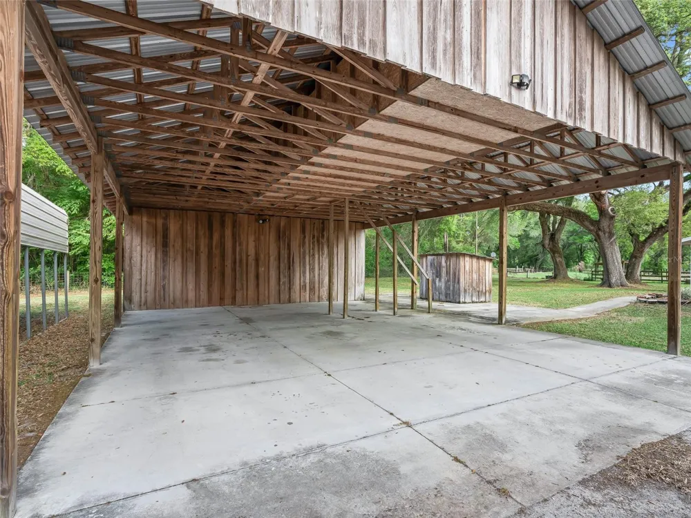 8234 S US 301 Bushnell, FL 33513