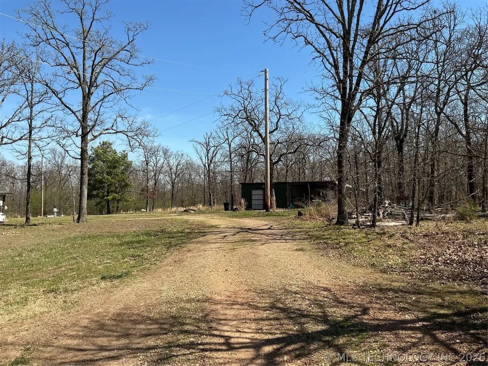 8354 Hwy 82 Spavinaw, OK 74366