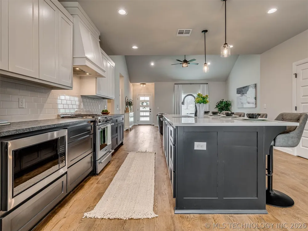 5309 Barnett Avenue Bartlesville, OK 74006