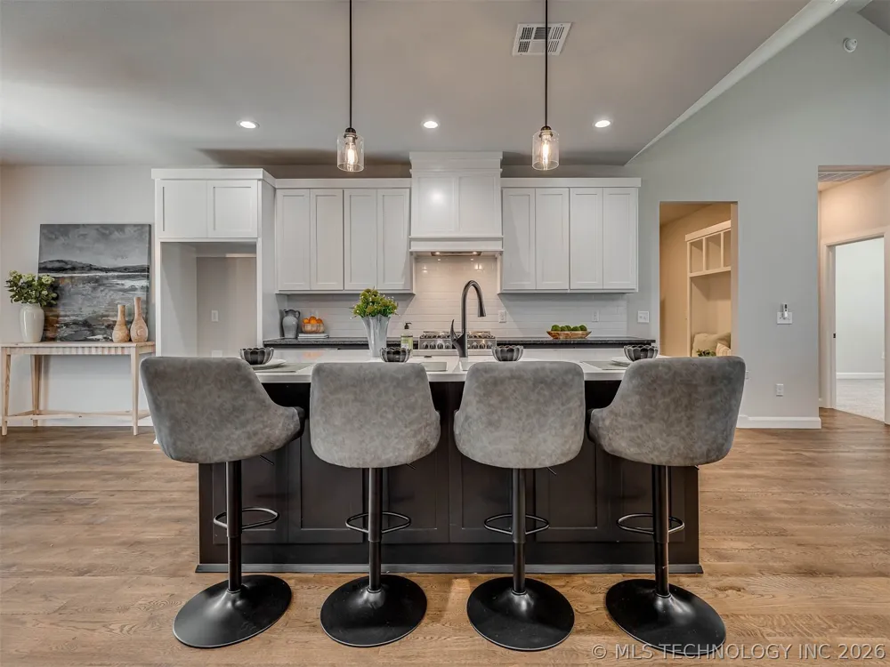 5309 Barnett Avenue Bartlesville, OK 74006