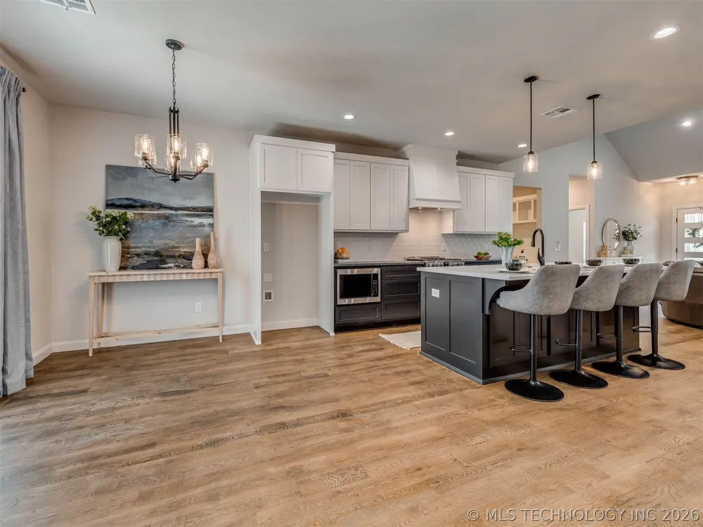 5309 Barnett Avenue Bartlesville, OK 74006
