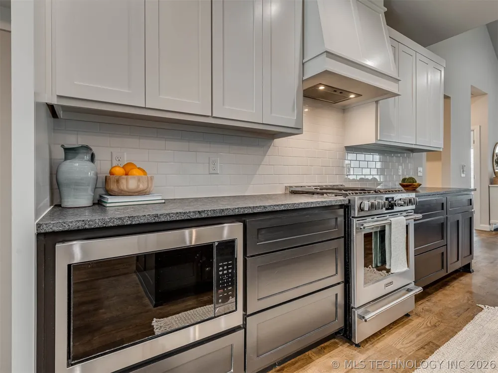 5309 Barnett Avenue Bartlesville, OK 74006