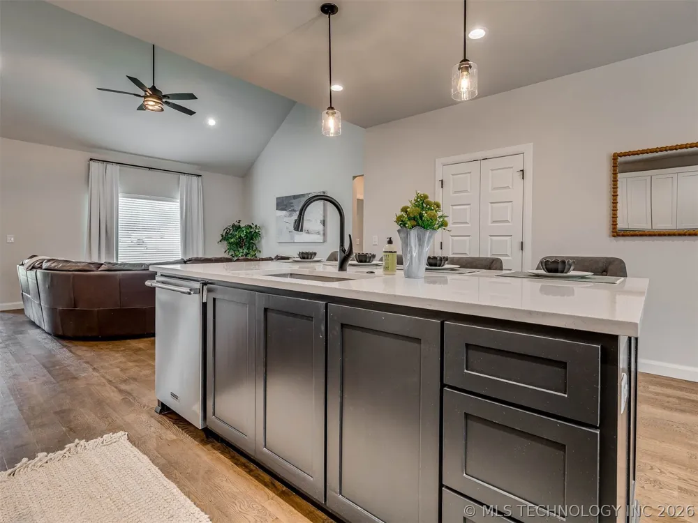 5309 Barnett Avenue Bartlesville, OK 74006