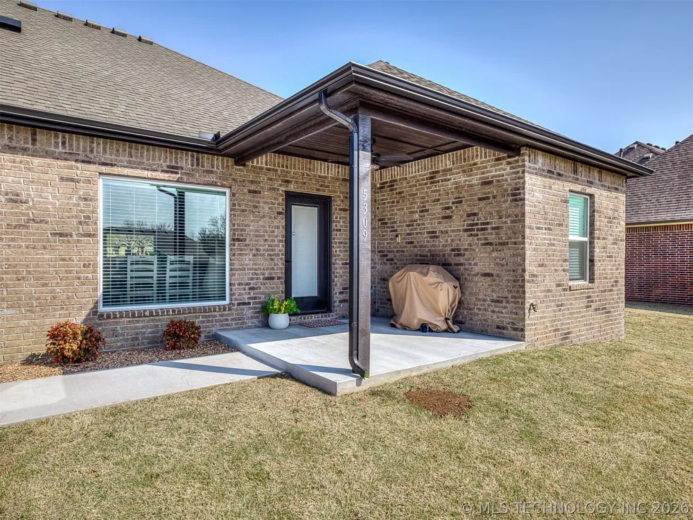 5309 Barnett Avenue Bartlesville, OK 74006