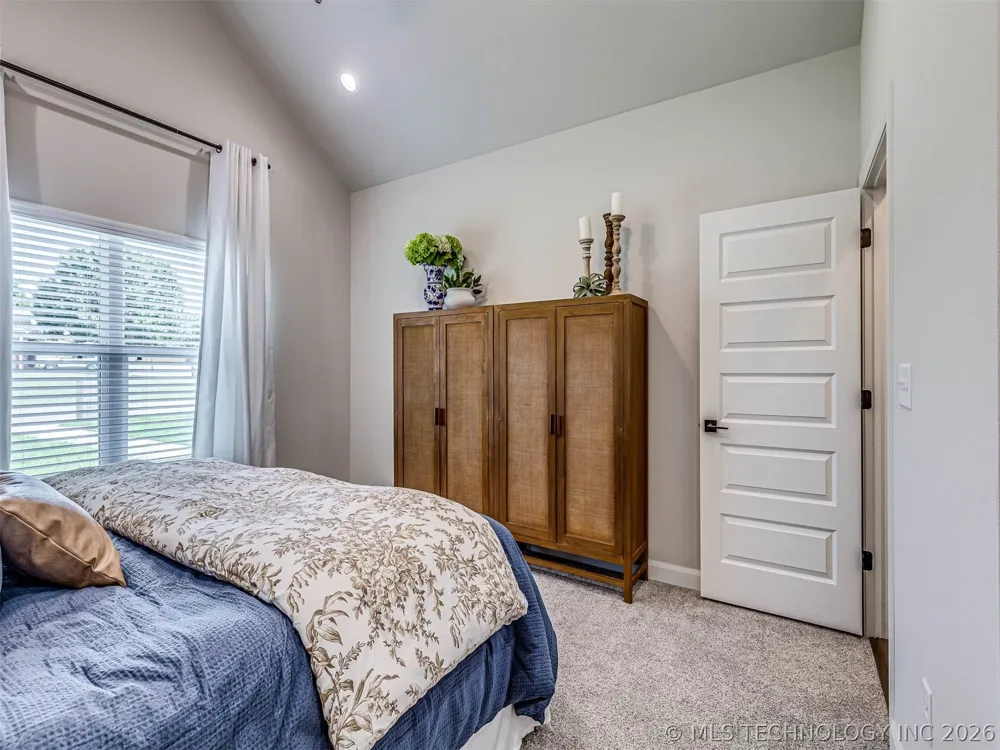 5309 Barnett Avenue Bartlesville, OK 74006