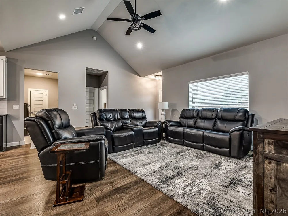 5309 Barnett Avenue Bartlesville, OK 74006
