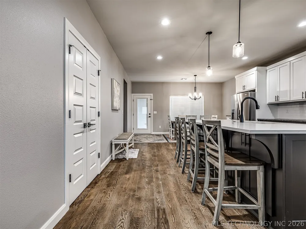 5309 Barnett Avenue Bartlesville, OK 74006