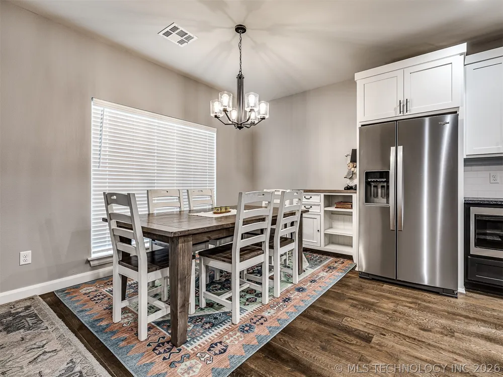 5309 Barnett Avenue Bartlesville, OK 74006