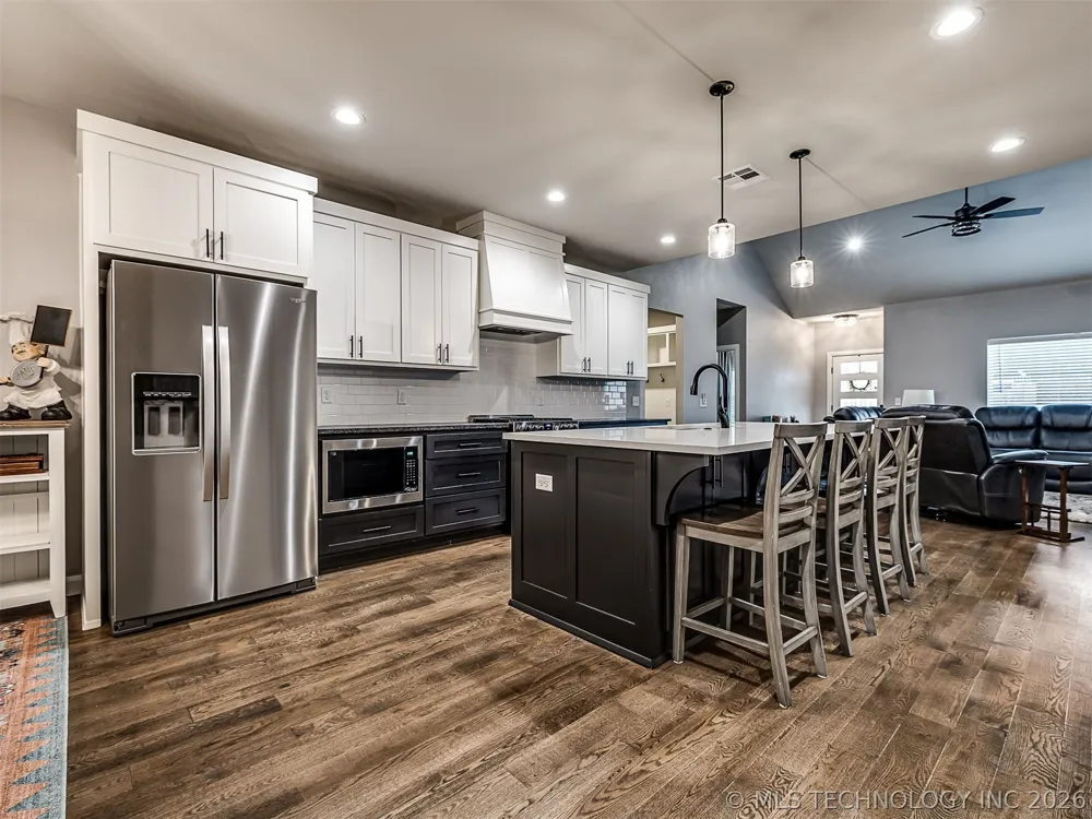 5309 Barnett Avenue Bartlesville, OK 74006