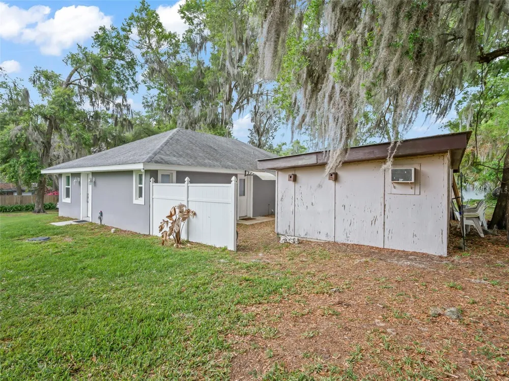 9318 CR 649 Bushnell, FL 33513