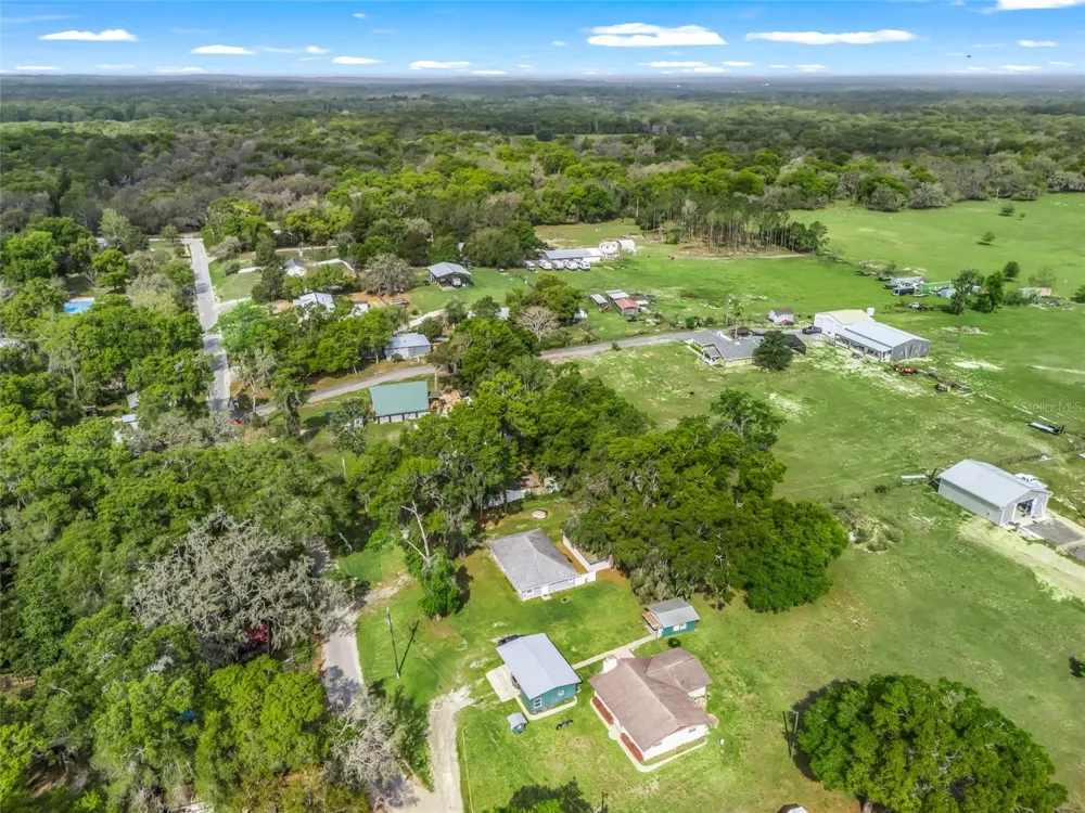 9318 CR 649 Bushnell, FL 33513
