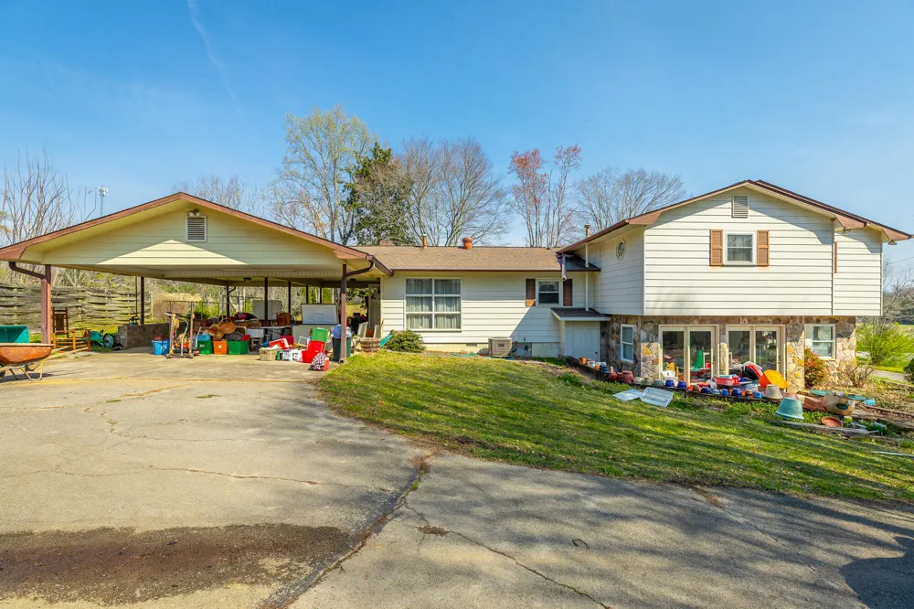 724 Watts Bar Highway Spring City, TN 37381