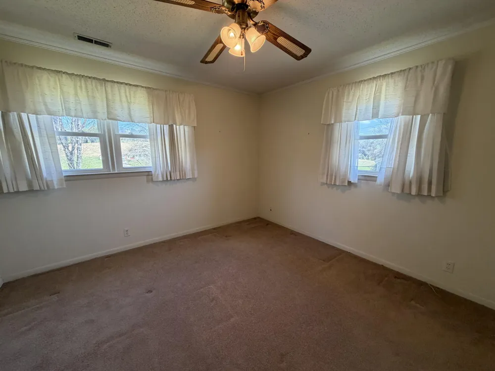 724 Watts Bar Highway Spring City, TN 37381