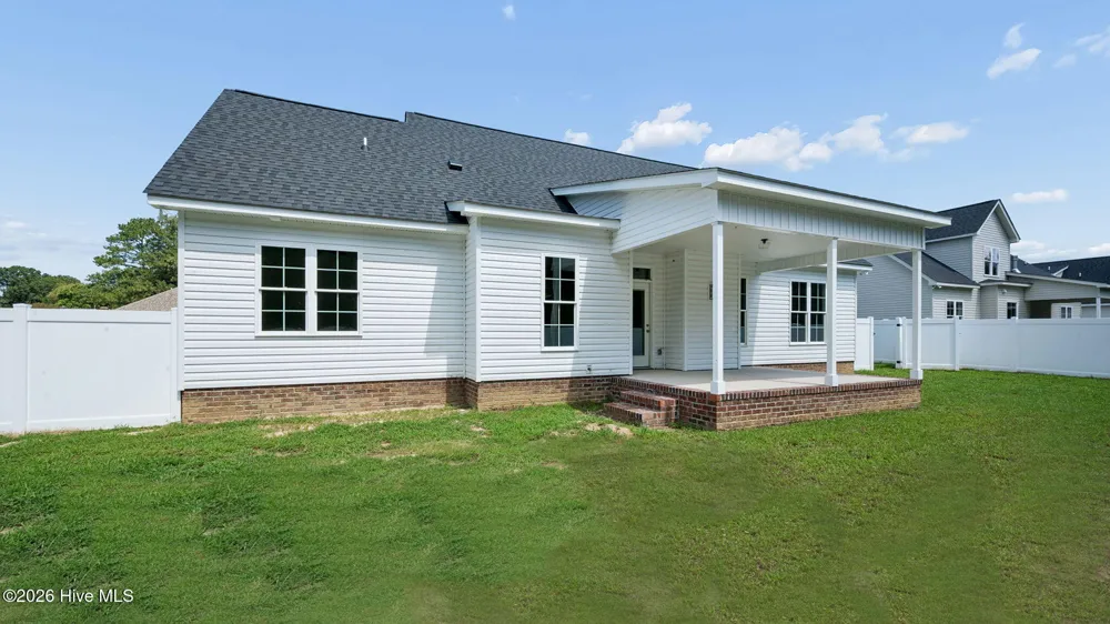 3301 School View Drive Farmville, NC 27828