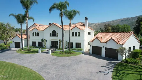 2296 Applewood Lane