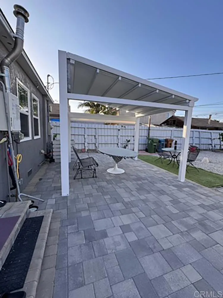 4043 W 159th Street Lawndale, CA 90260
