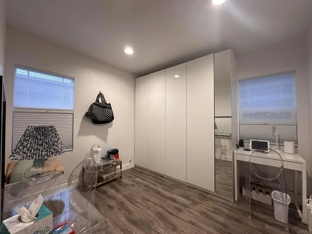 4043 W 159th Street Lawndale, CA 90260