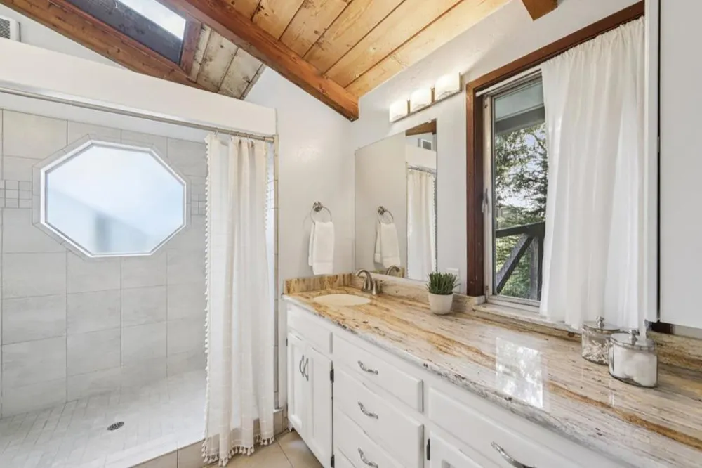 120 Bella Vista Lane Watsonville, CA 95076