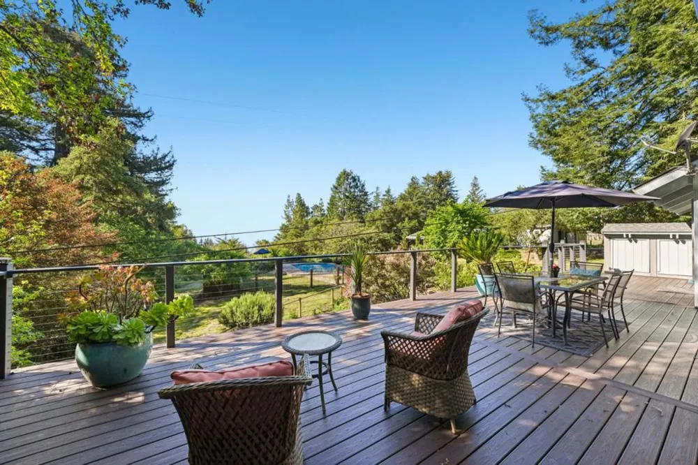 120 Bella Vista Lane Watsonville, CA 95076