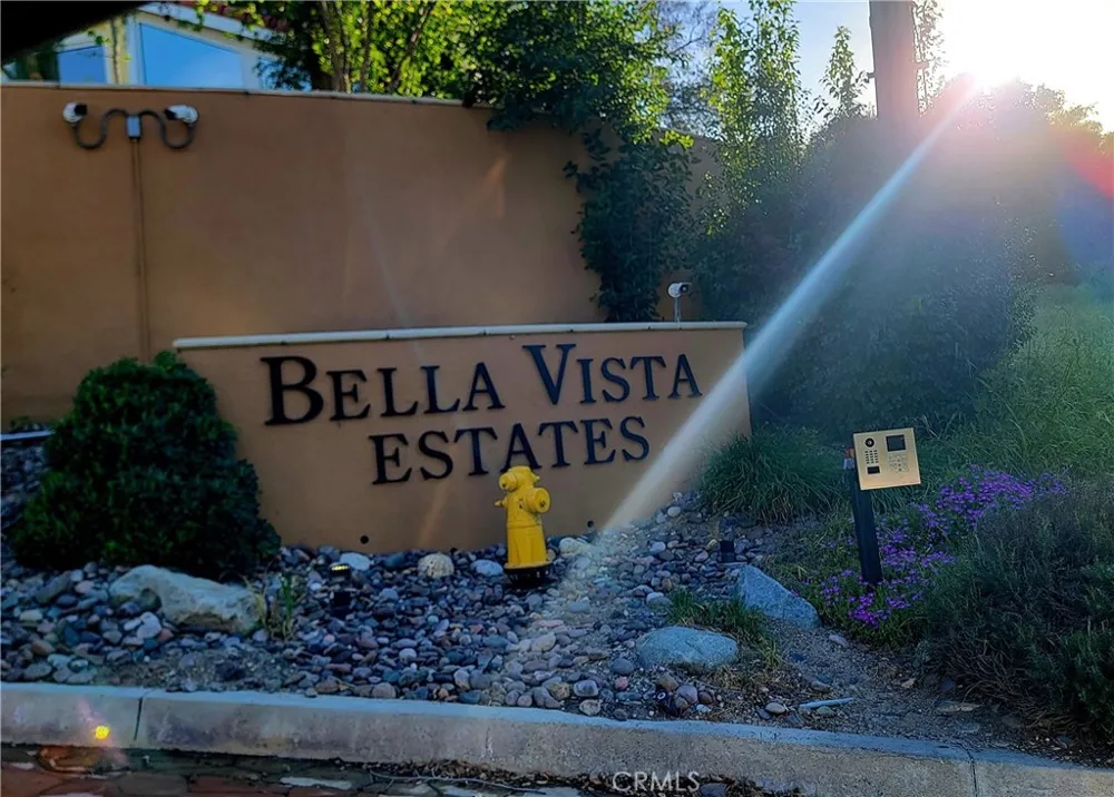 24901 Bella Vista Newhall, CA 91321