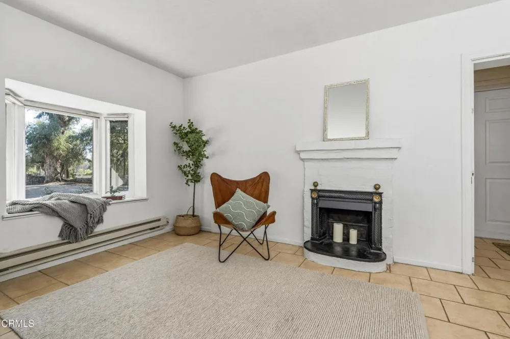 3741 Grand Avenue Ojai, CA 93023