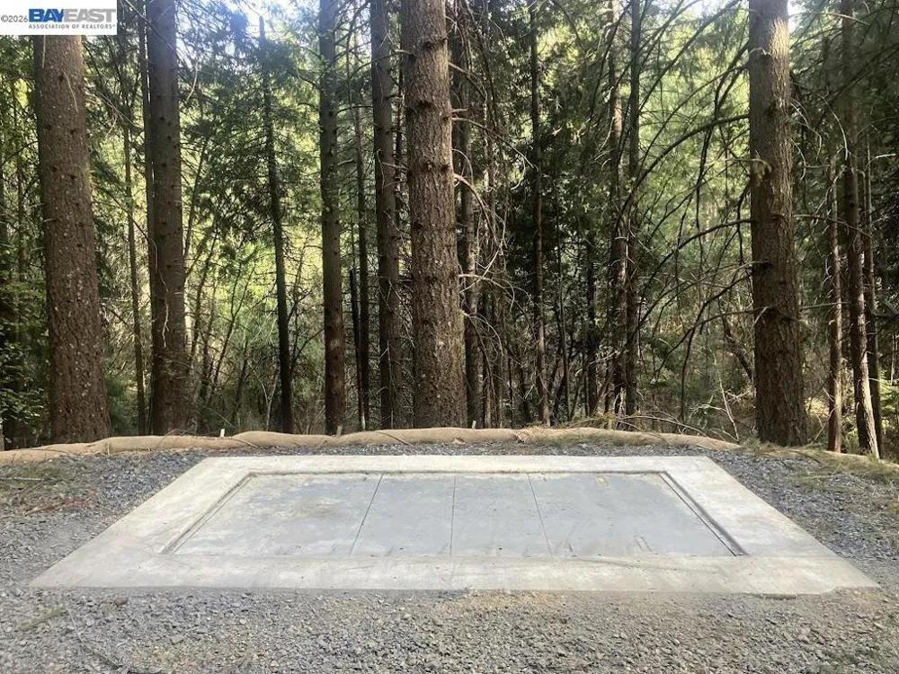 5890 Starkes Grade Rd Pollock Pines, CA 95726