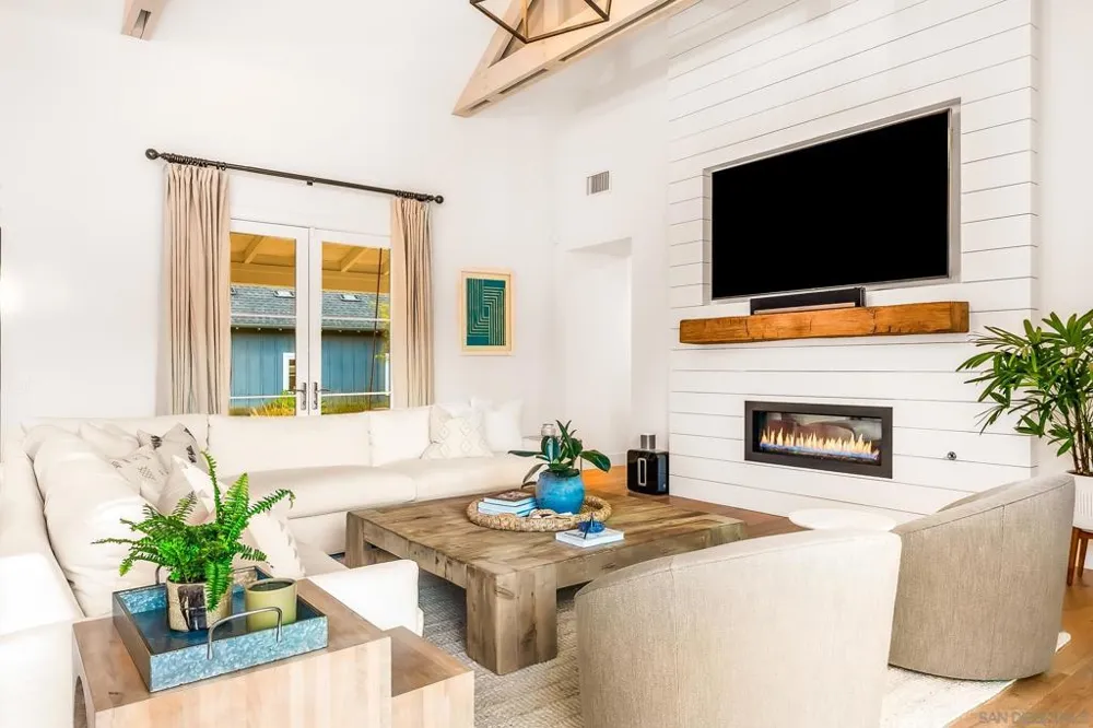 1245 Canton Ct Encinitas, CA 92024