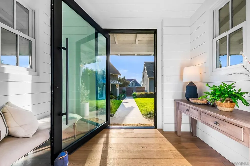 1245 Canton Ct Encinitas, CA 92024