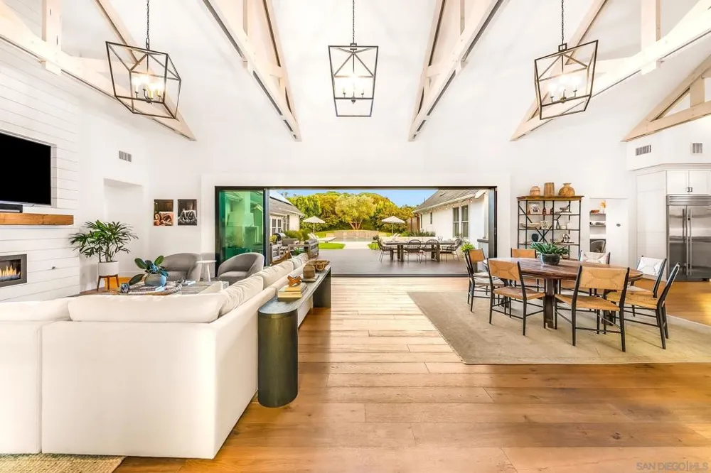 1245 Canton Ct Encinitas, CA 92024