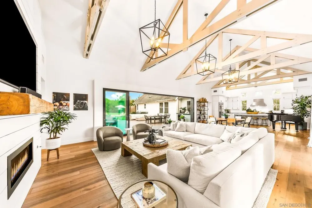 1245 Canton Ct Encinitas, CA 92024