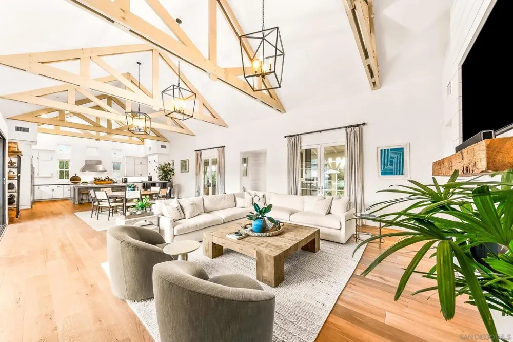 1245 Canton Ct Encinitas, CA 92024