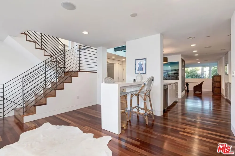 111 Eastwind Street Marina del Rey, CA 90292
