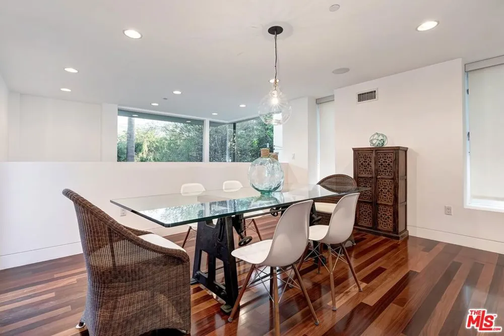 111 Eastwind Street Marina del Rey, CA 90292